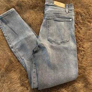 7 For All Mankind Light Gray Skinny Jeans